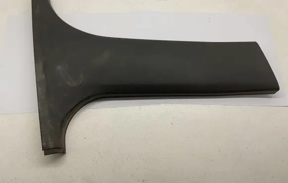BMW 3 E46 (B) pillar trim (bottom) E4645143 8198682