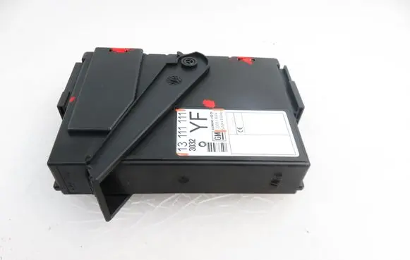 Opel Meriva A Central body control module 330518684 13111111 5WK48664D
