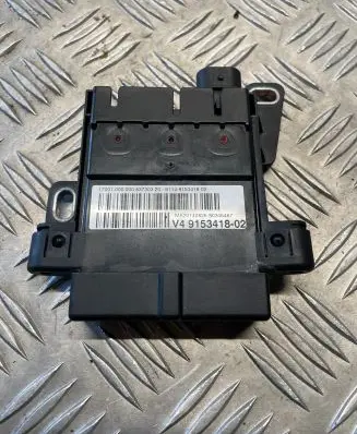 BMW 5 F10 F11 Current control relay 9153418