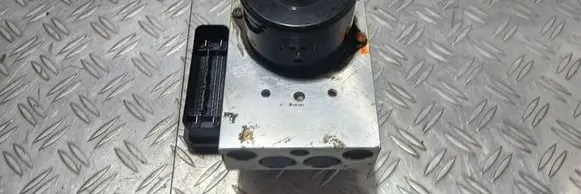Mercedes-Benz R W251 ABS Pump A2515450832 00402290C1 3D05K17G08