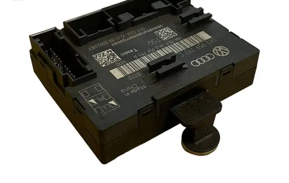 Audi A4 S4 B8 8K Door control unit/module 8K0959793C 8K0959793A