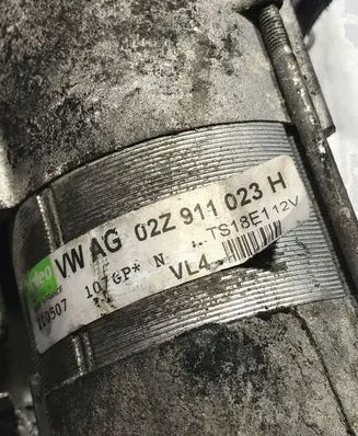 Volkswagen Caddy Starter motor 02Z911023H TS18E112V
