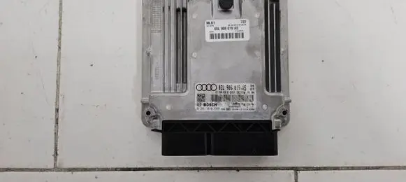 Audi Q5 SQ5 Engine control unit/module 03L906019AS 17421676