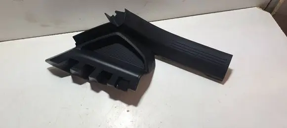 Volvo XC40 Rear sill trim cover 32296003