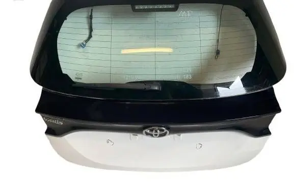 Toyota Yaris XP210 Tailgate/trunk/boot lid