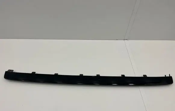 Volvo XC90 Front bumper splitter molding 31694569