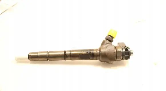 Fuel injector