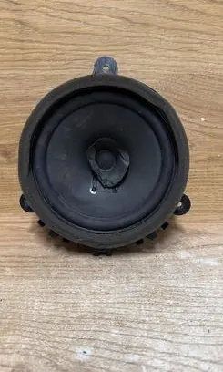 Volvo V70 Front door speaker 30657444