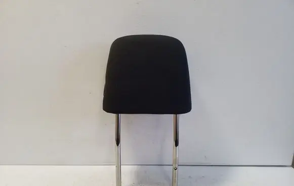 Volkswagen PASSAT B8 Front seat headrest 