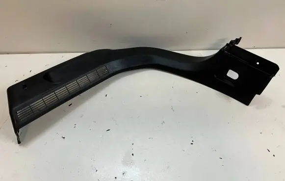 Mazda 3 III Trunk/boot trim cover BJT66884Z