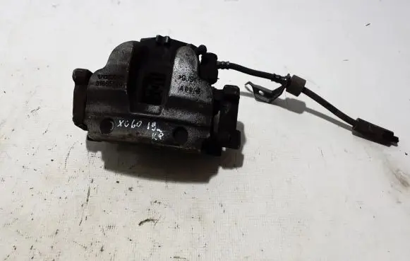 Volvo XC60 Front brake caliper 31665740