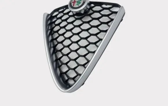 Alfa Romeo Giulia Front bumper upper radiator grill 156157018 156112969 OEM