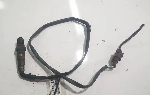 Volkswagen PASSAT CC Lambda probe sensor 