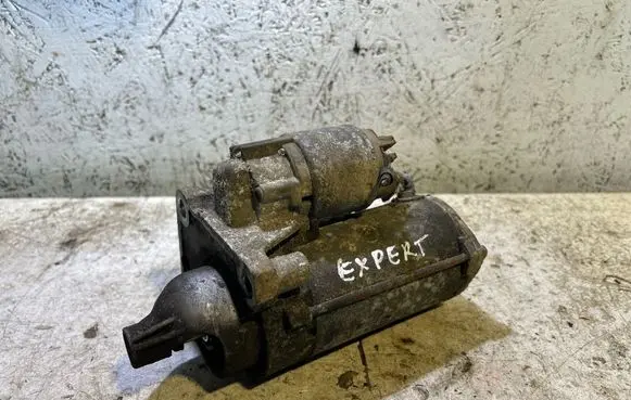 Peugeot Expert Starter motor TS22E26