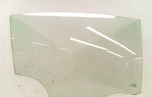 Rear door window glass