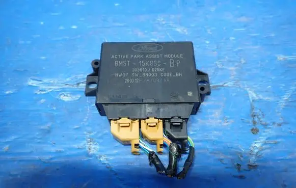 Ford Focus Parking PDC control unit/module BM5T-15K866-BP 303610D25KE
