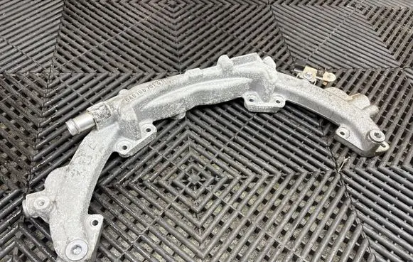 Porsche Panamera (970) Engine coolant pipe/hose 9481061614R