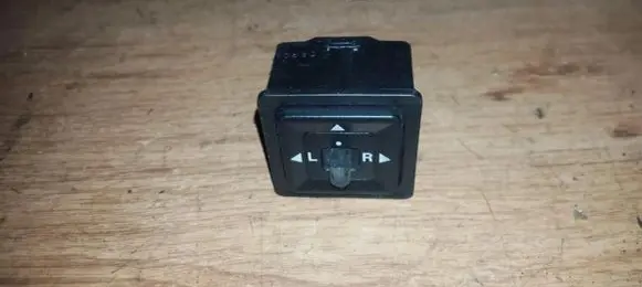 Mitsubishi Colt Wing mirror switch