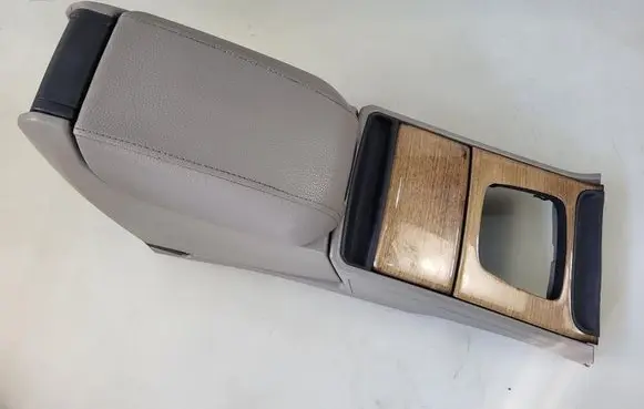 Volvo XC90 Armrest 30643837