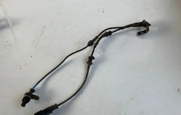 KIA Sportage ABS brake wheel speed sensor 95671D3000