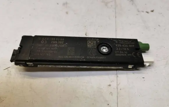 Mercedes-Benz C W205 Radio antenna A2319059300 ZGS002