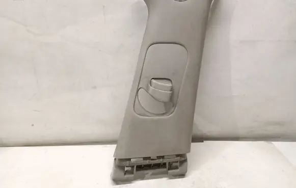 KIA Sportage (B) pillar trim (top) 858403U020 858403U100ED