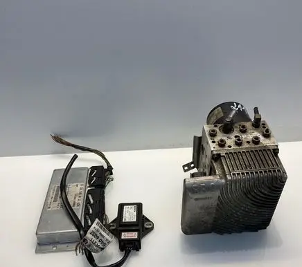 Mercedes-Benz E W211 ABS Pump A0054317912 0265250091 0054317912