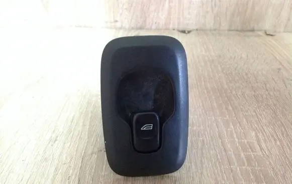 Volvo XC90 Electric window control switch 30658696