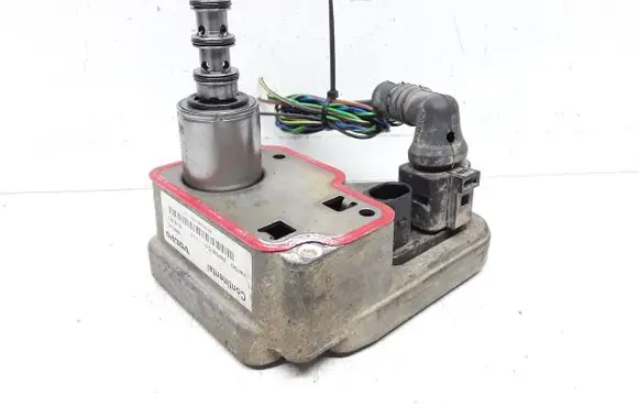 Volvo XC60 Torque split ecu control unit/module 5WP3351201
