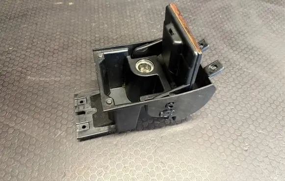 Ashtray (front)