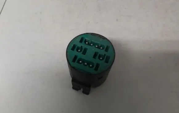 BMW 7 E38 Horn signal 65818360995 65.81-8360995