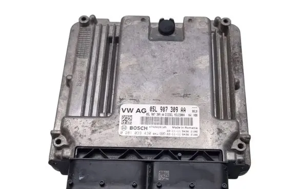 Volkswagen Golf VIII Engine control unit/module 05L907309AA 0281039430