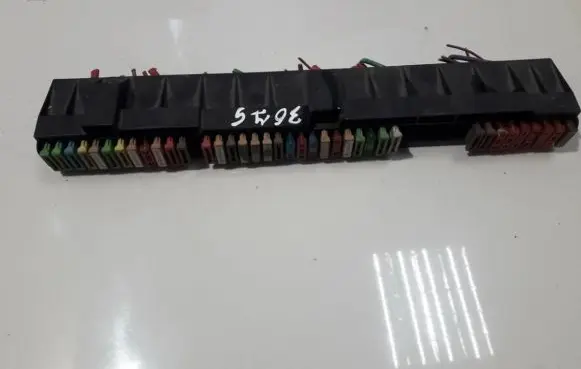 BMW 5 E39 Fuse box set 61138366570 61.13-8366570