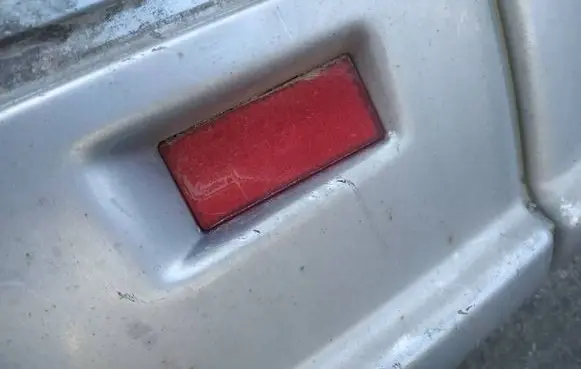 Rear tail light reflector