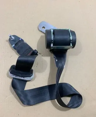 Citroen C3 Picasso Rear seatbelt 0407439