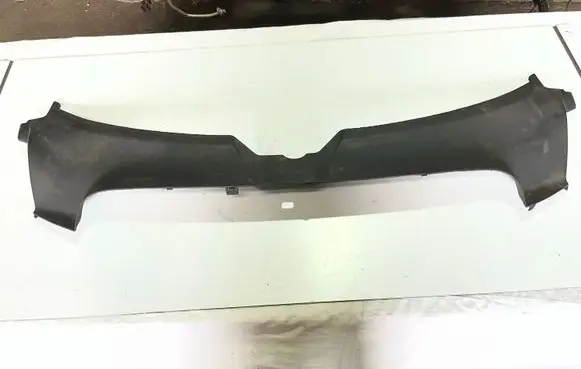Audi A6 S6 C6 4F Radiator trim 4F0807081