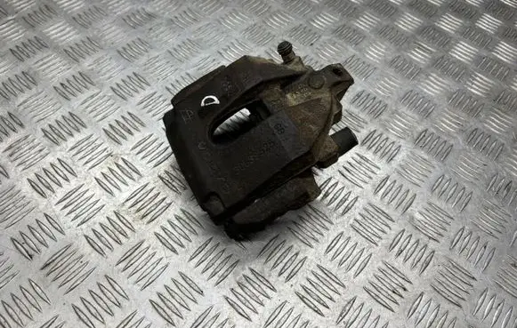Volvo XC90 Rear brake caliper 30639525