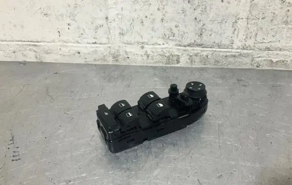 BMW 5 E60 E61 Electric window control switch 9122111 MT454100412