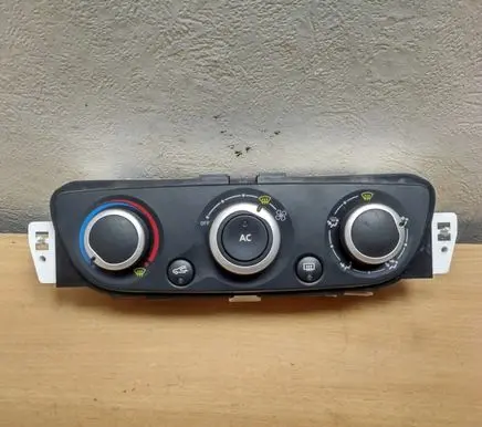 Renault Megane III Climate control unit T1001786G