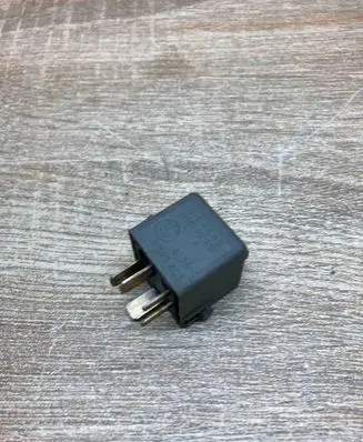 BMW 3 E36 Other relay 1393403