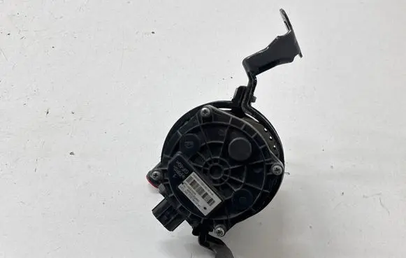 KIA Optima Electric auxiliary coolant/water pump 369003D650 17D180161A1