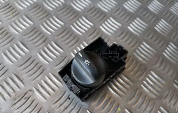 Mercedes-Benz S W220 Light switch 2205450604