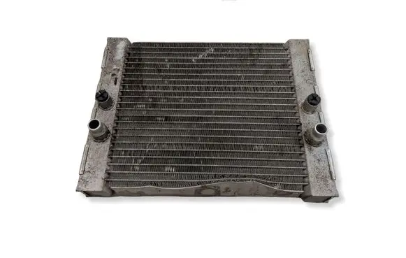 BMW X5M E70 Coolant radiator 7586544 17117586544