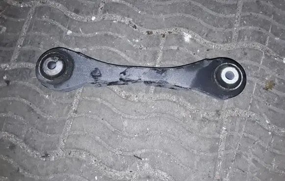BMW 1 F20 F21 Rear upper control arm/wishbone 6792517 679251701
