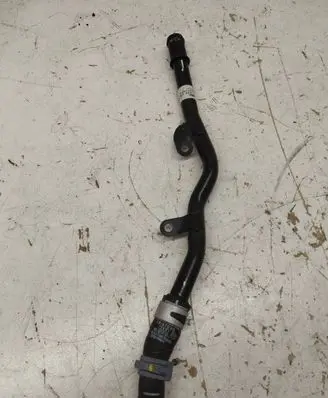 Audi Q5 SQ5 Engine coolant pipe/hose 06K121085H