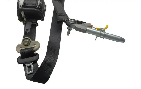 Mazda CX-3 Front seatbelt 1086677 0643411 0915092015