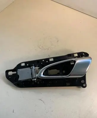 Porsche Cayenne (92A) Front door interior handle 7P5837019C