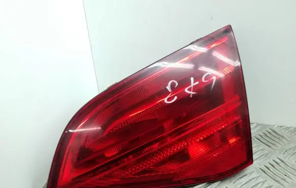Audi A4 S4 B8 8K Tailgate rear/tail lights 8K9945094