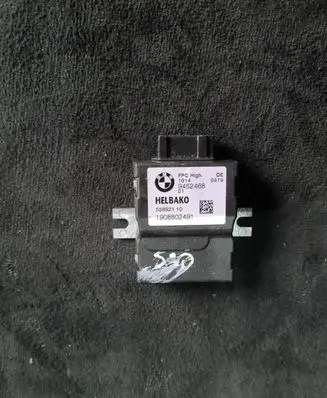 BMW 3 G20 G21 Fuel pump relay 9452468 0419