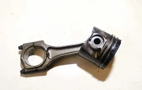 Opel Vectra B Piston with connecting rod